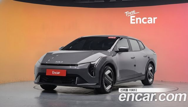 Kia EV4 — exterior