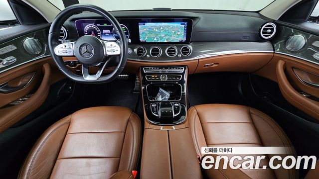 Mercedes-Benz E-Class — interior