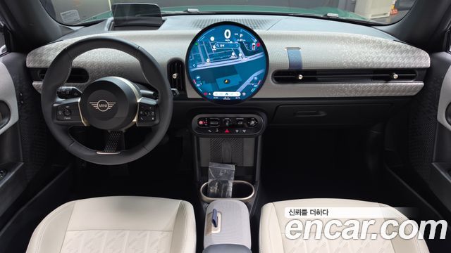 MINI Cooper — interior