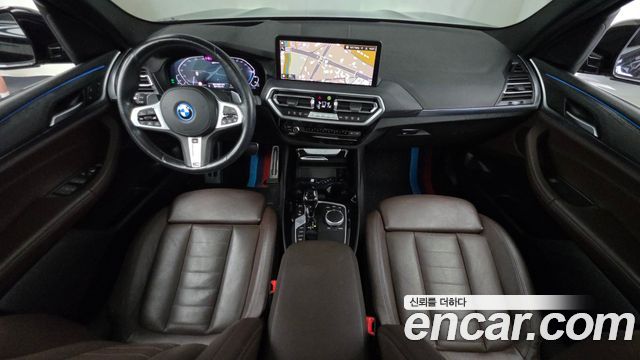 BMW X3 — interior