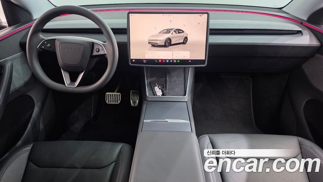 Tesla Model Y — interior