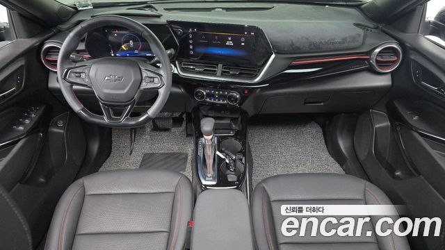 Chevrolet Korea Trax — interior