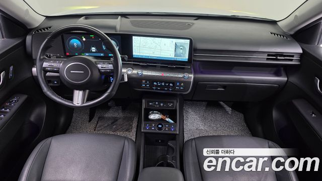 Hyundai Kona — interior
