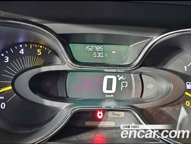 Renault Korea QM3 — interior