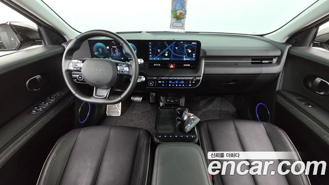 Hyundai IONIQ 5 — interior