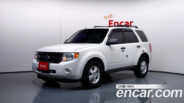 Ford Escape — exterior