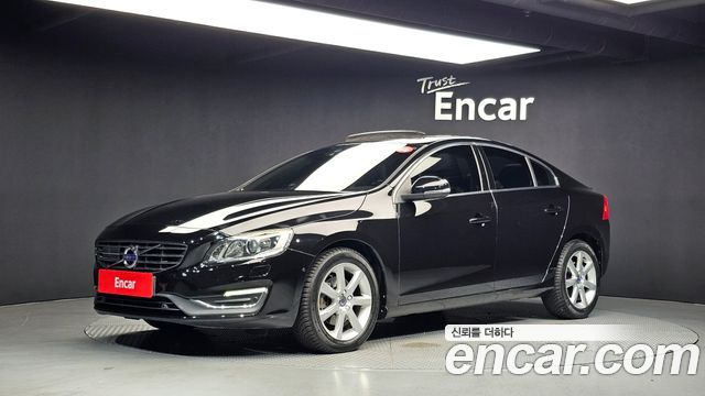Volvo S60 — exterior