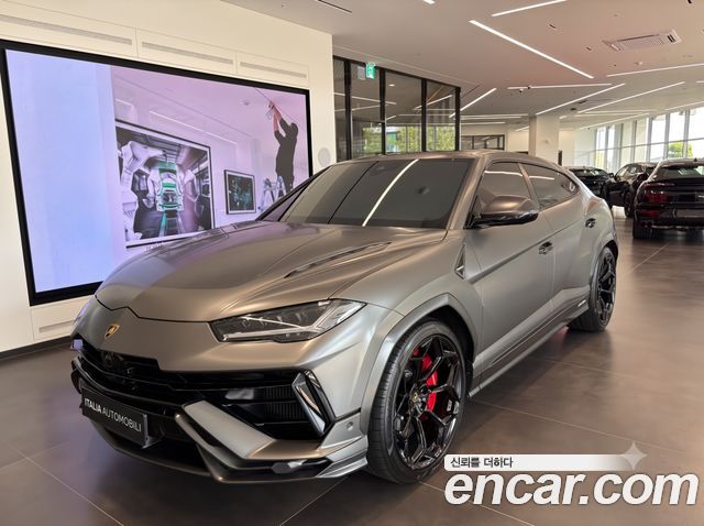 Lamborghini Urus — exterior