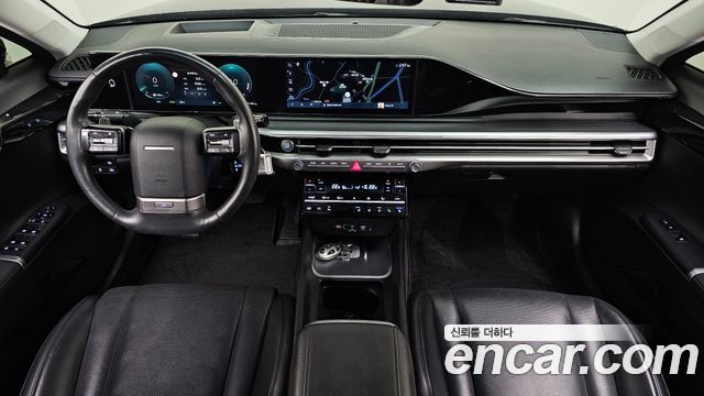 Hyundai Grandeur — interior