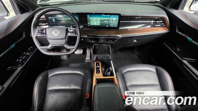 KG Mobility Torres — interior