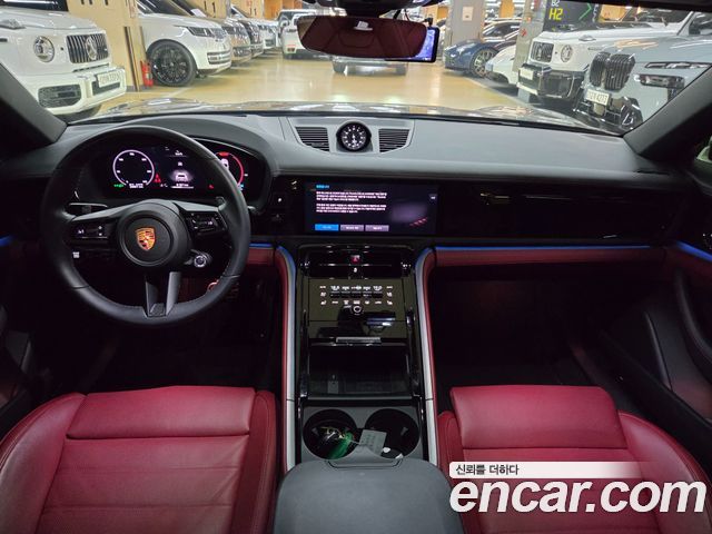 Porsche Panamera — interior