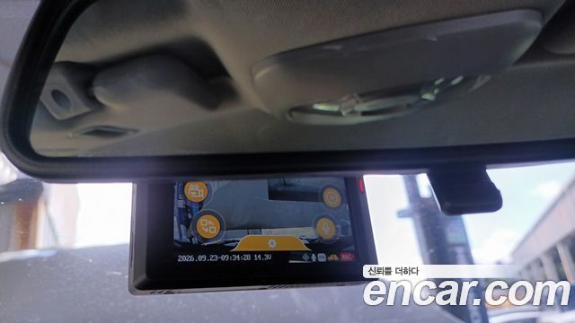KG Mobility Korando — interior
