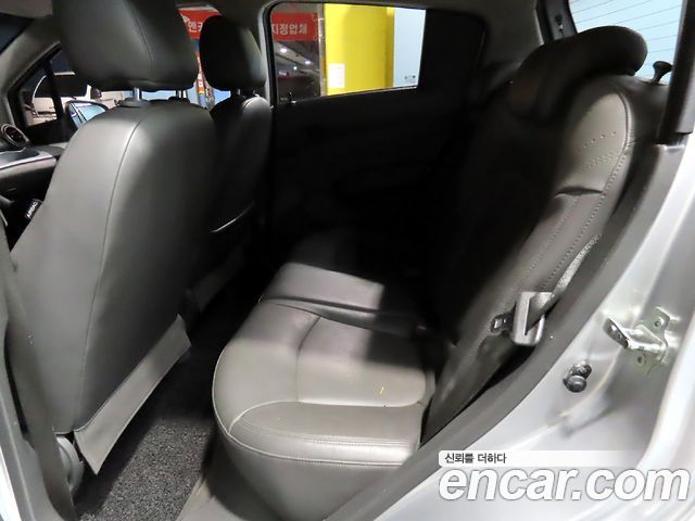 Chevrolet Korea Spark — interior