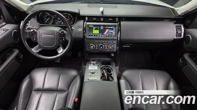 Land Rover Discovery — interior