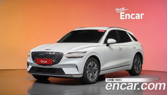 Genesis GV70 — exterior