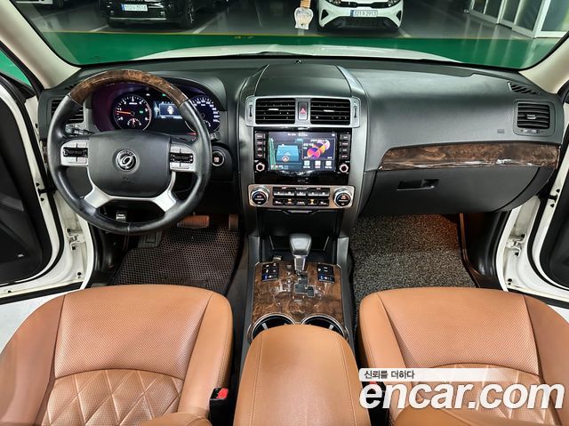 Kia Mohave — interior