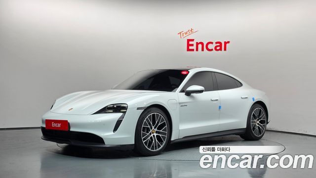 Porsche Taycan — exterior
