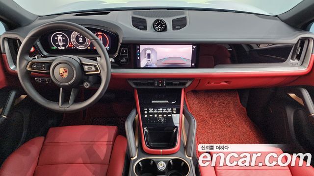 Porsche Cayenne — interior