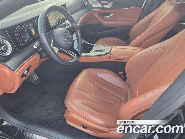 Mercedes-Benz CLS-Class — interior