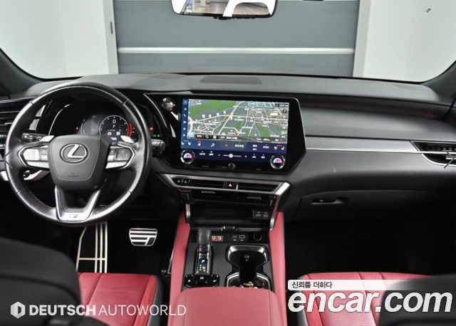 Lexus RX — interior