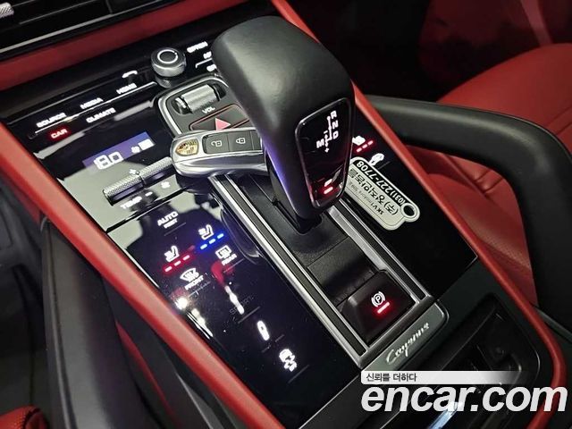Porsche Cayenne — interior
