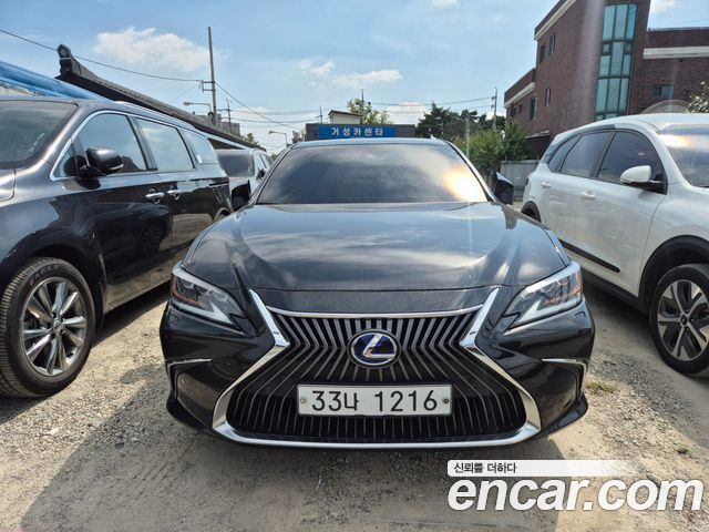 Lexus ES — exterior