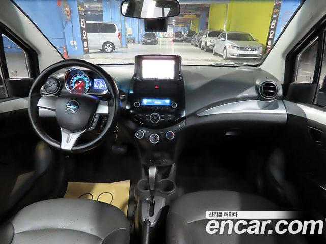 Chevrolet Korea Spark — interior