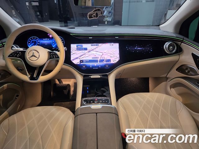 Mercedes-Benz EQS — interior