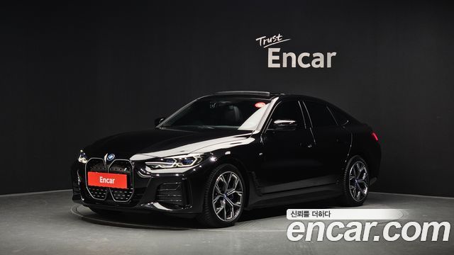 BMW i4 — exterior