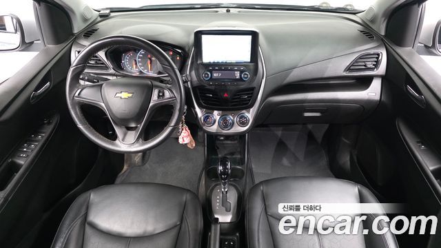 Chevrolet Korea Spark — interior