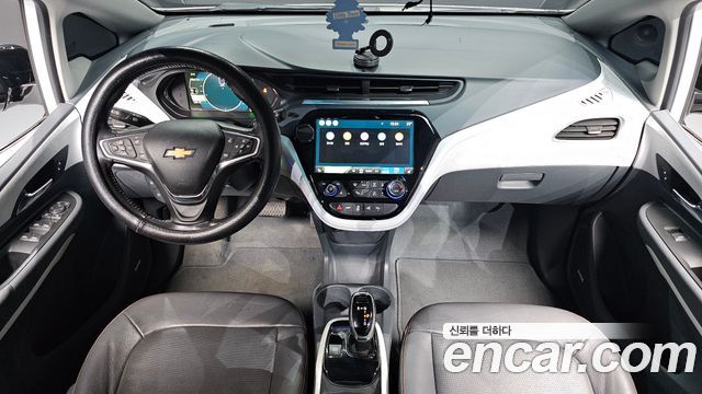 Chevrolet Korea Bolt EV — interior