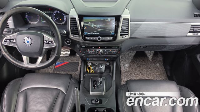KG Mobility Rexton — interior