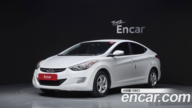 Hyundai Avante — exterior
