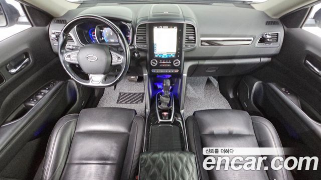 Renault Korea QM6 — interior