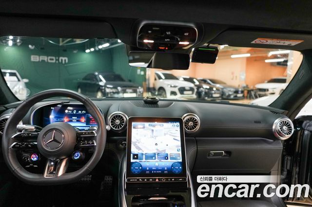 Mercedes-Benz SL-Class — interior