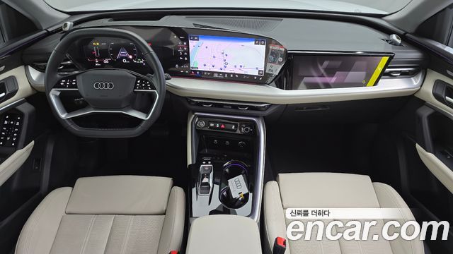 Audi Q5 — interior