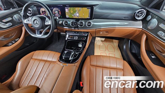 Mercedes-Benz E-Class — interior