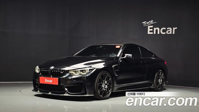BMW M4 — exterior