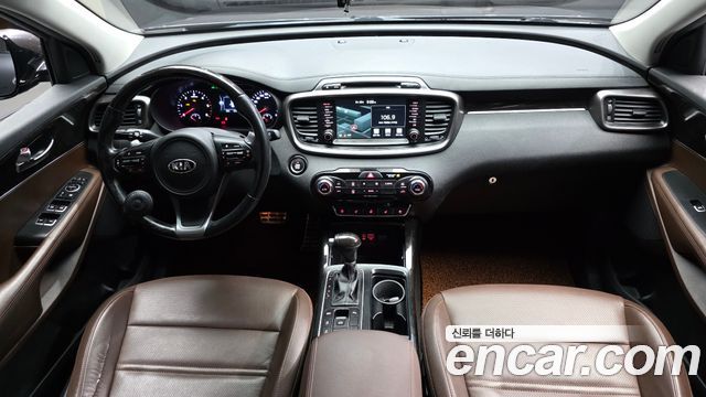 Kia Sorento — interior