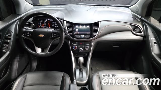 Chevrolet Korea Trax — interior