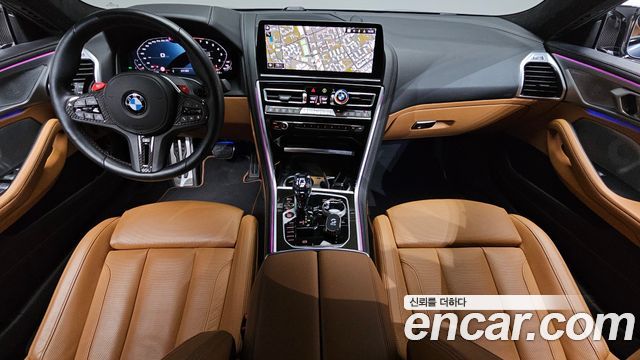 BMW 8 Series — interior