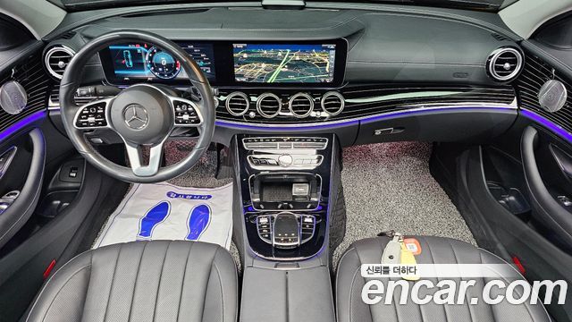 Mercedes-Benz E-Class — interior