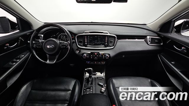 Kia Sorento — interior