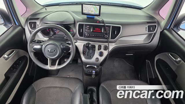 Kia Ray — interior