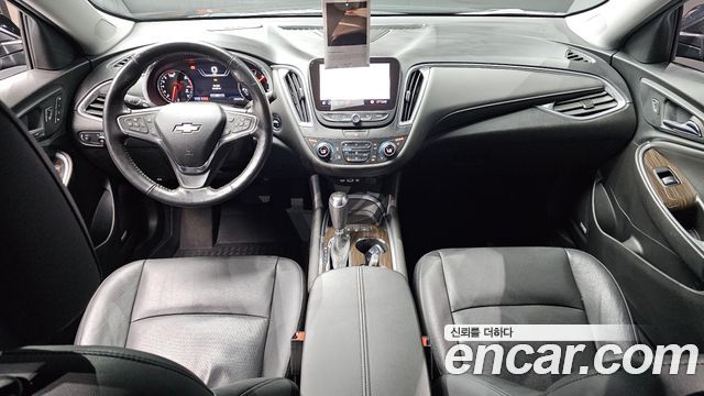 Chevrolet Korea Malibu — interior