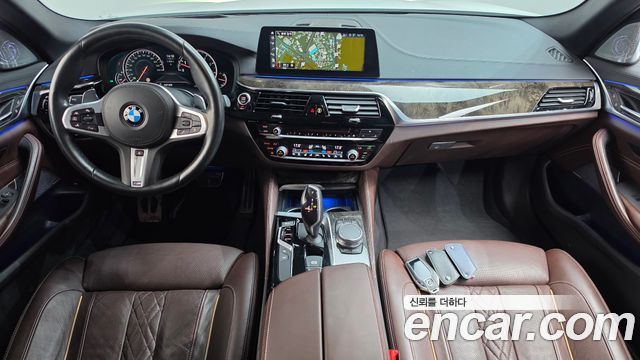 BMW 5 Series — interior