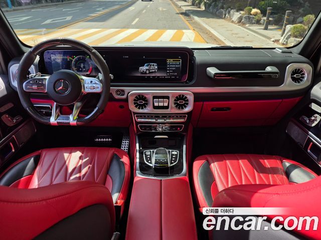 Mercedes-Benz G-Class — interior