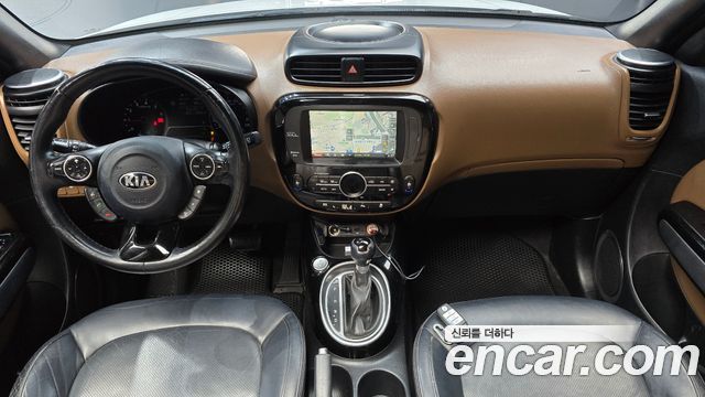 Kia Soul — interior