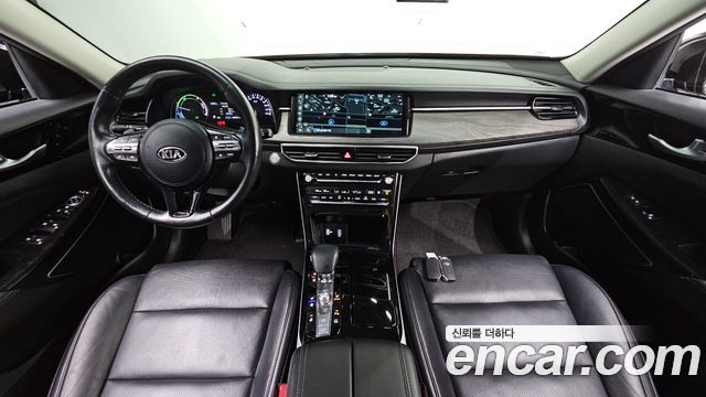 Kia K7 — interior
