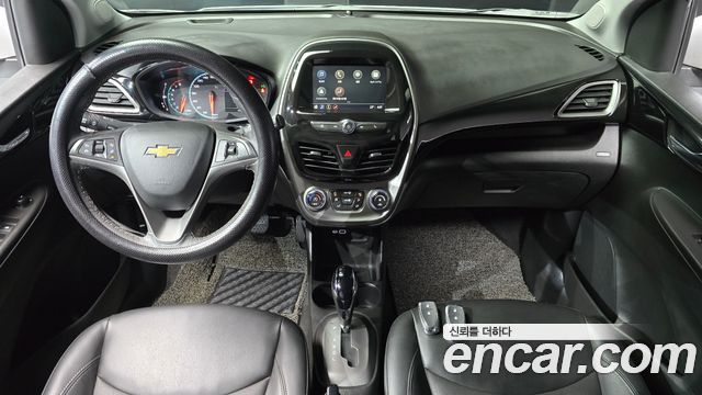 Chevrolet Korea Spark — interior